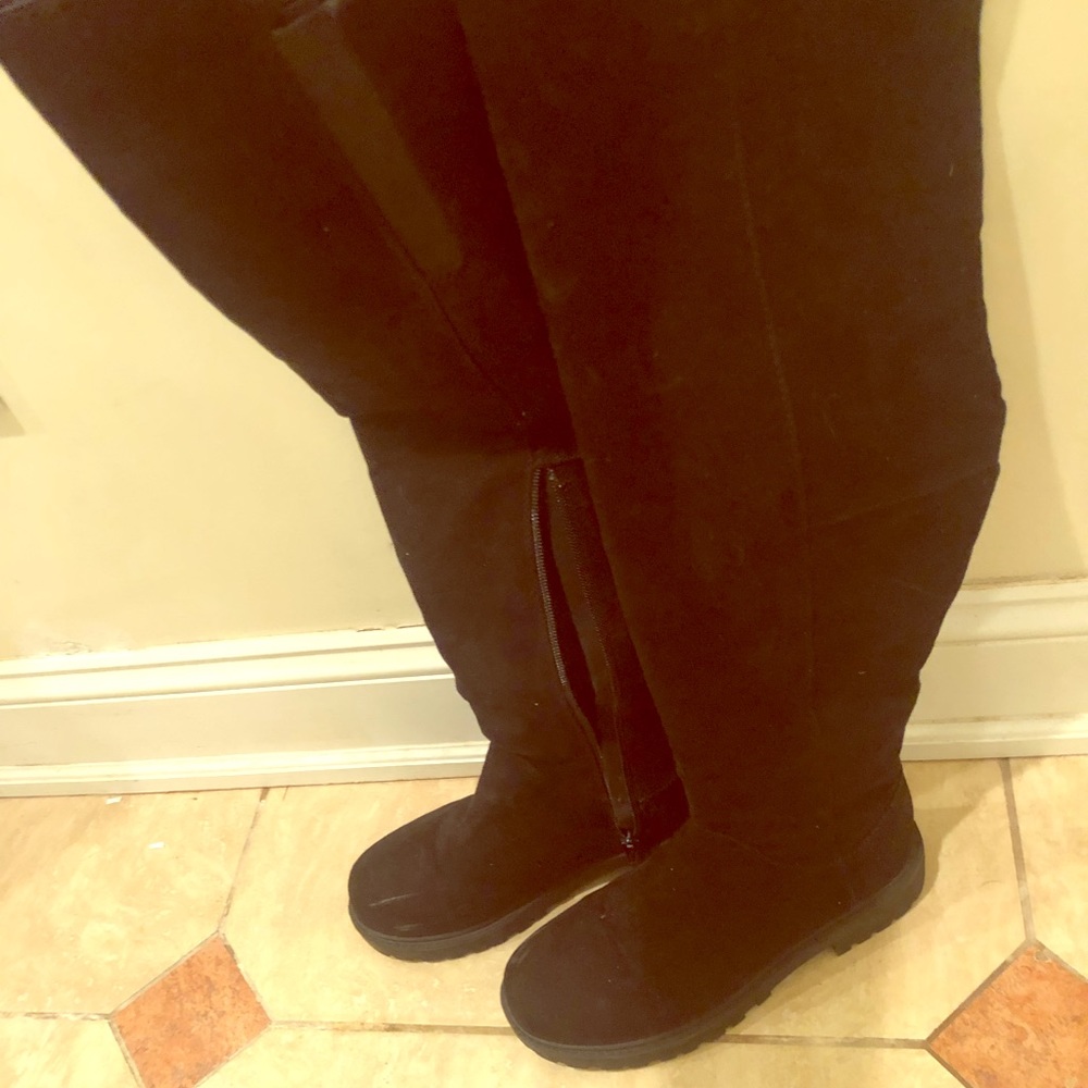 Black suede boots